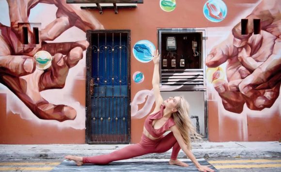 Skandasana (Half Squat or Side Lunge pose)