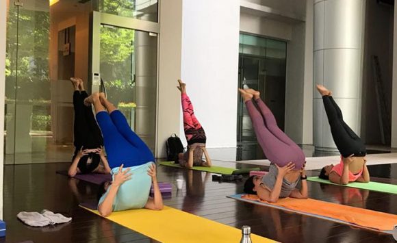 Shoulderstand – Queen of Asanas or Queen no more?